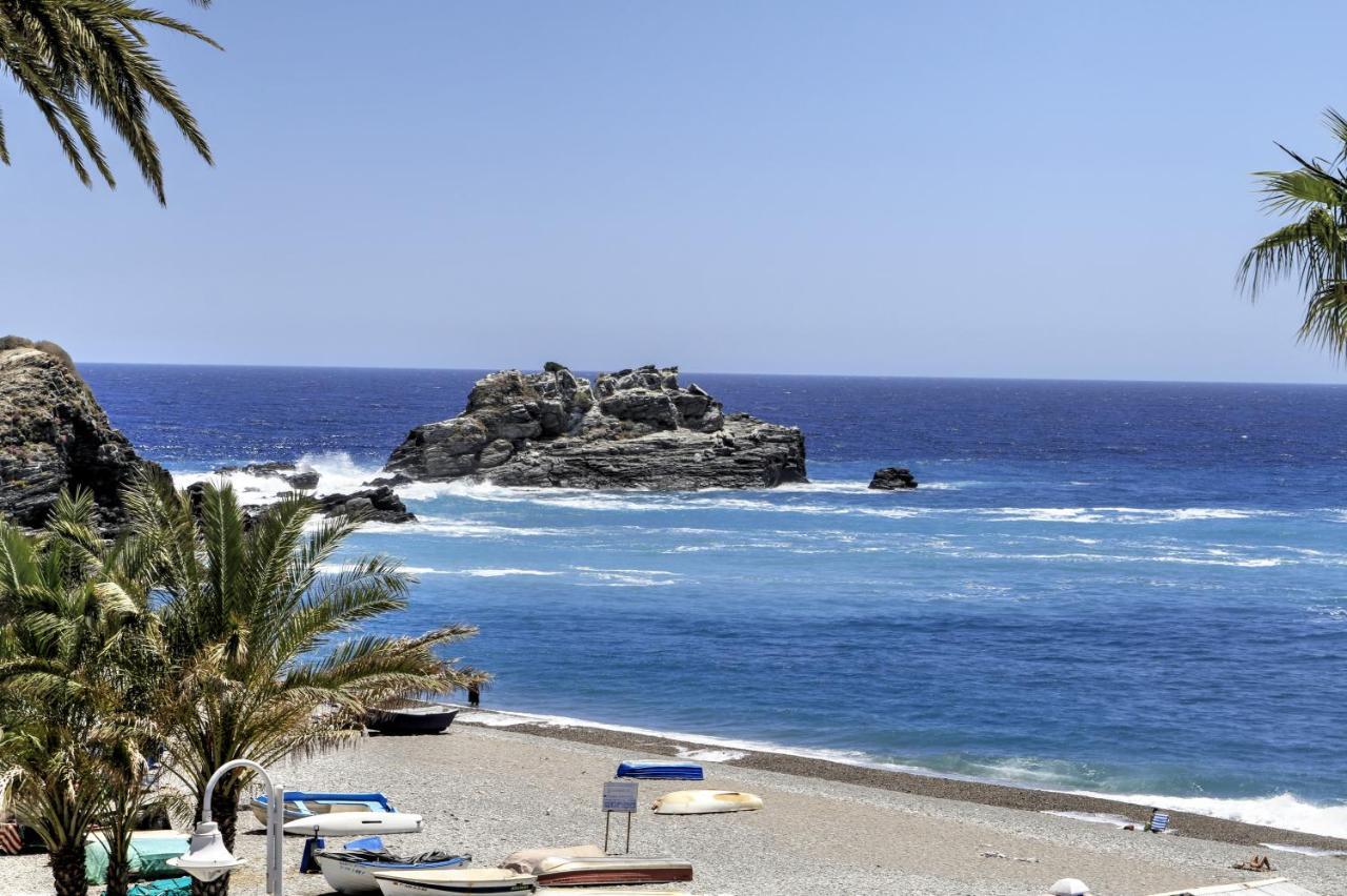 Primera Linea De Playa Con Parking Y Wifi Almuñécar Kültér fotó
